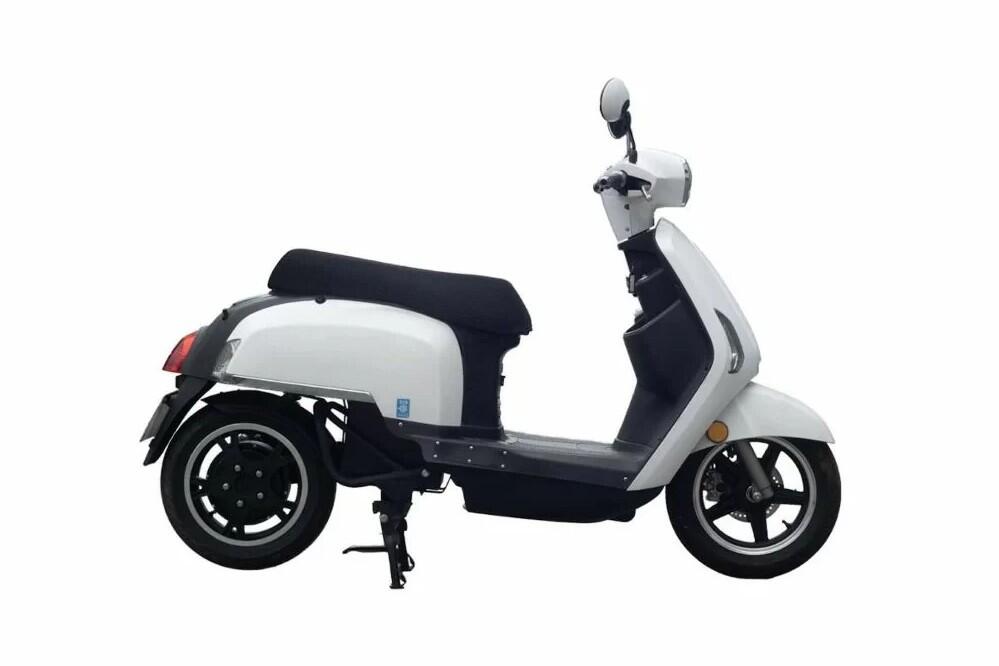 Wah, Ini Nih Skutik Listrik Mob-Ion AM1 Prancis Tersertifikasi AFNOR