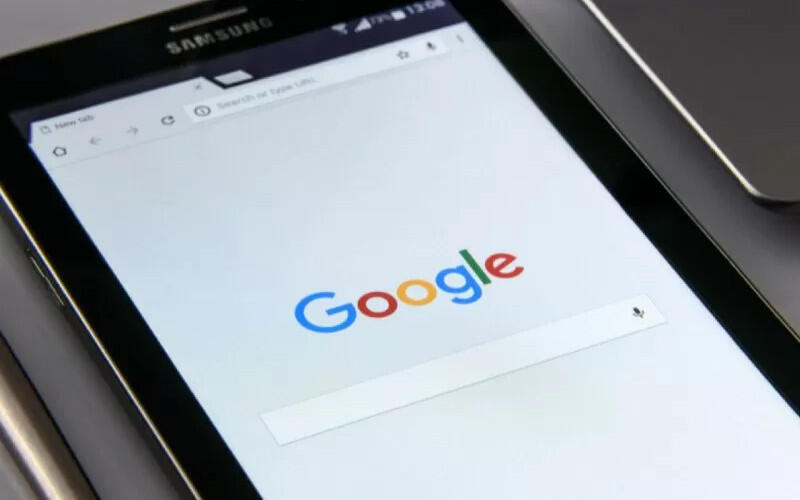 Google dan OJK Berkolaborasi Menjegal Pinjaman Online Ilegal